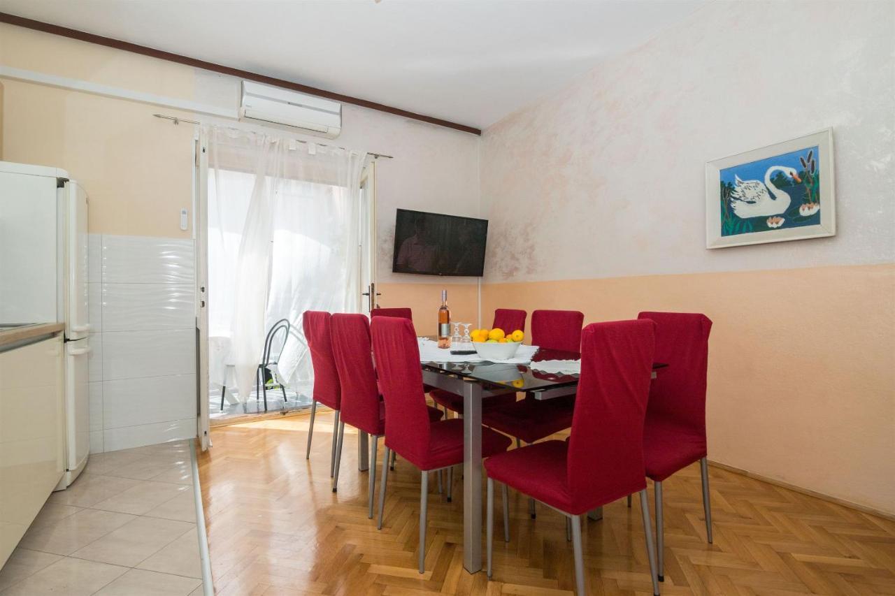 מאקרסקה Apartments Zeljko מראה חיצוני תמונה