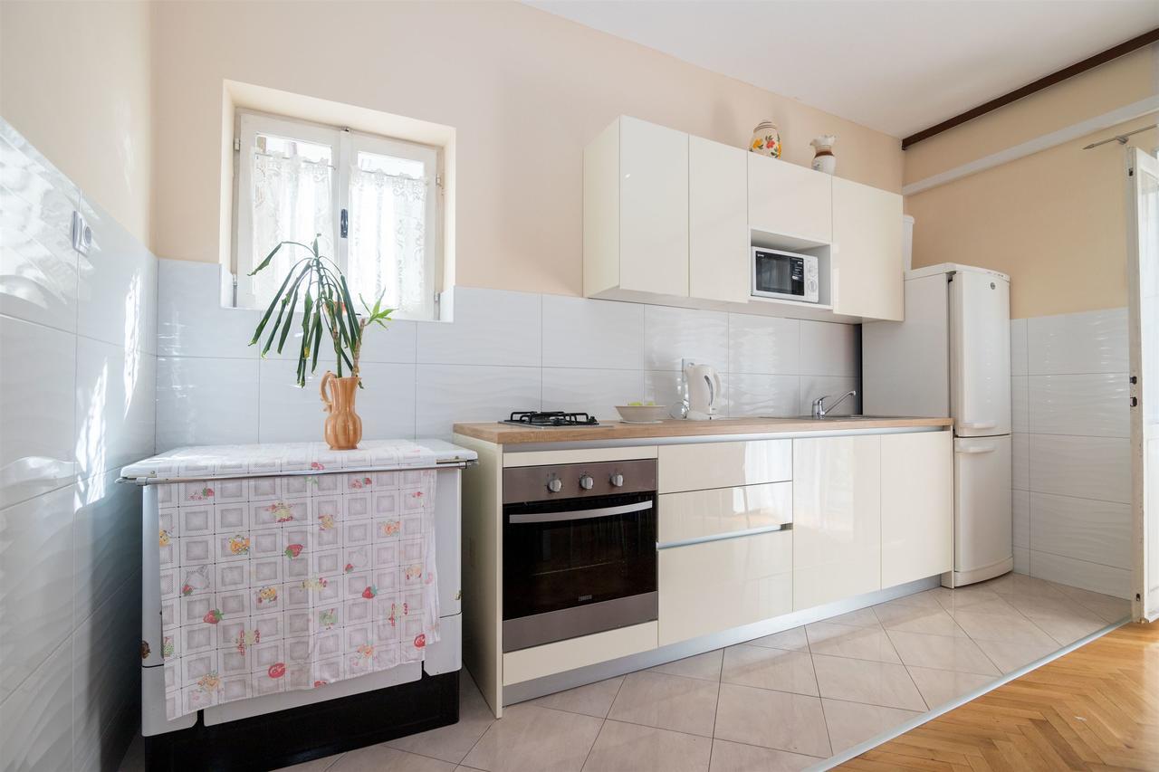 מאקרסקה Apartments Zeljko מראה חיצוני תמונה