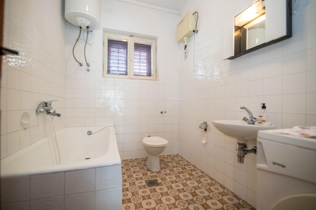 מאקרסקה Apartments Zeljko מראה חיצוני תמונה