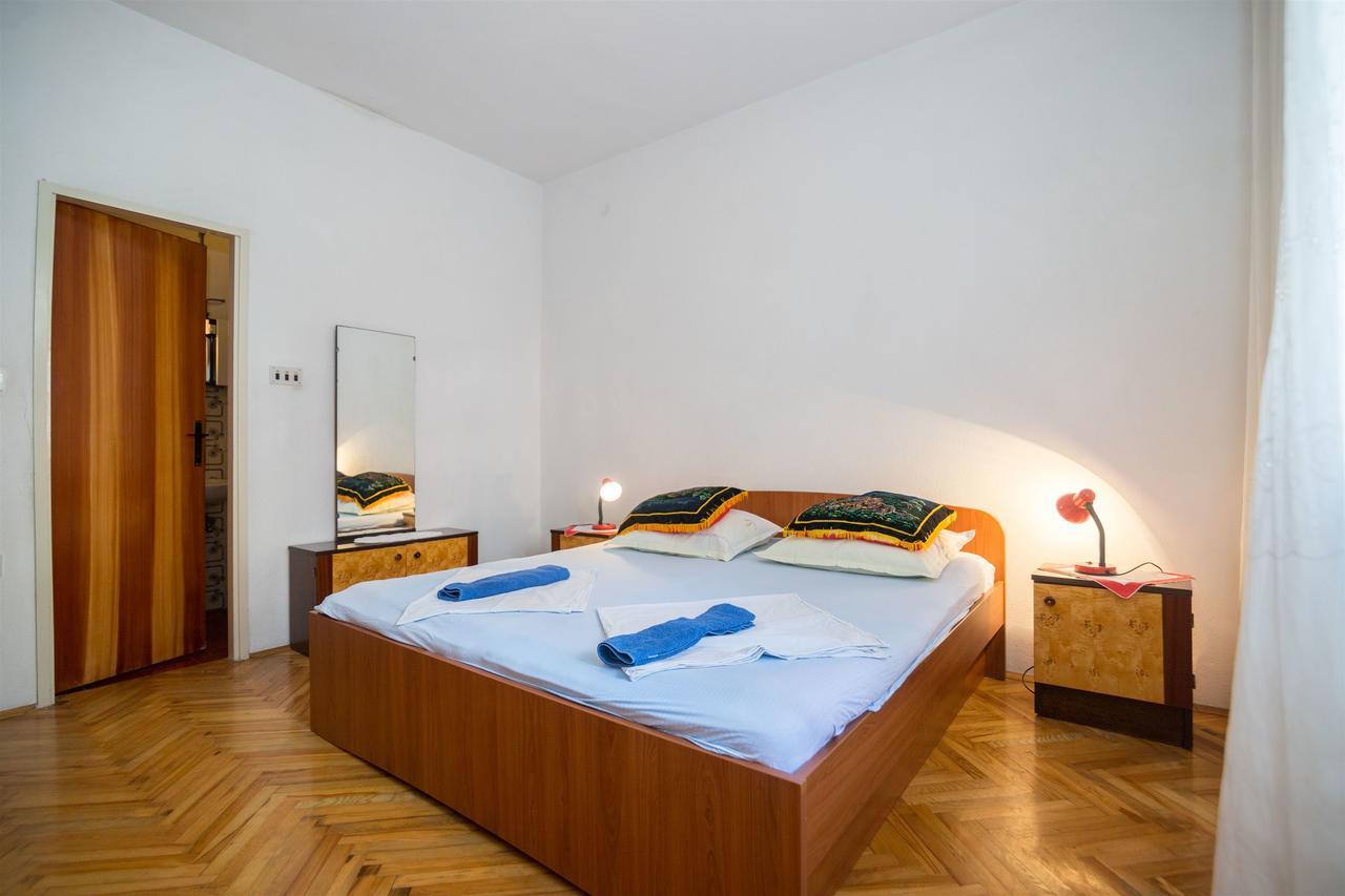 מאקרסקה Apartments Zeljko מראה חיצוני תמונה