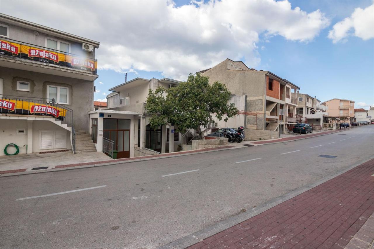מאקרסקה Apartments Zeljko מראה חיצוני תמונה